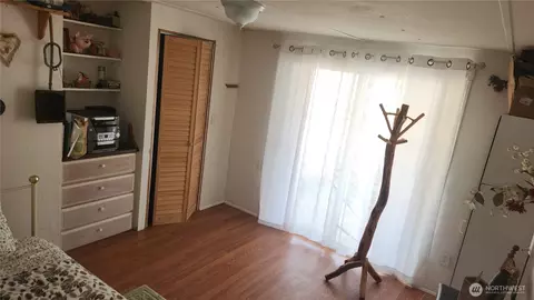 Bedroom - 81 Tacoma Ave, Eltopia, WA 99330 photo 3 of 3
