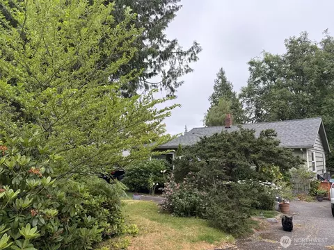 18915 84th Ave W, Edmonds, WA 98026