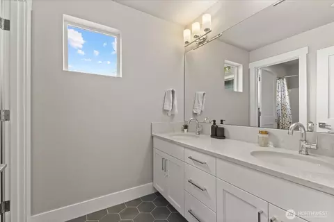 Bath - 8815 NE 204th St, Bothell, WA 98011 photo 2 of 4