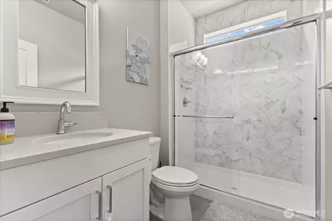Bath - 8815 NE 204th St, Bothell, WA 98011 photo 4 of 4