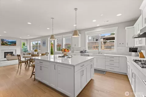 Kitchen - 8815 NE 204th St, Bothell, WA 98011 photo 6 of 7