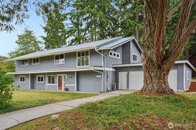 711 Galloway St, Steilacoom, WA 98388
