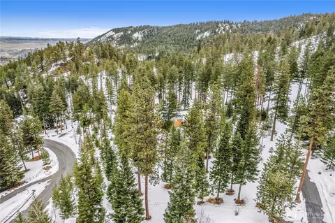 6757 Forest Ridge Dr, Wenatchee, WA 98801