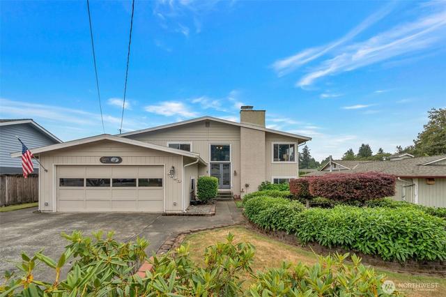 4225 S 250th St, Kent, WA 98032