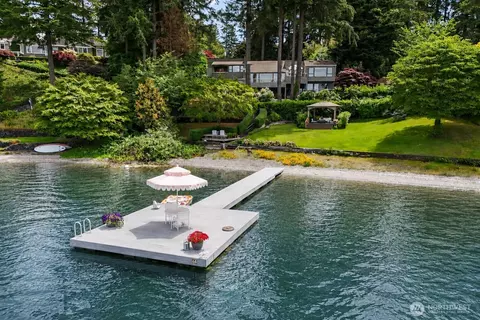 22 Loch Ln SW, Lakewood, WA 98499