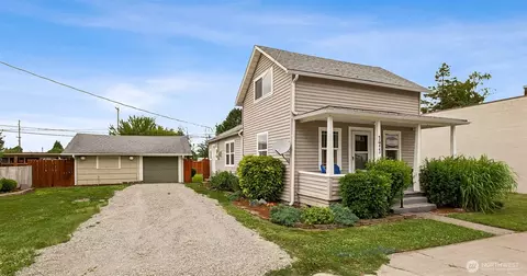 171 Pearl St, Buckley, WA 98321