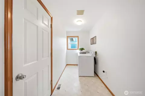 18016 27th Dr SE, Bothell, WA 98012 photo 18