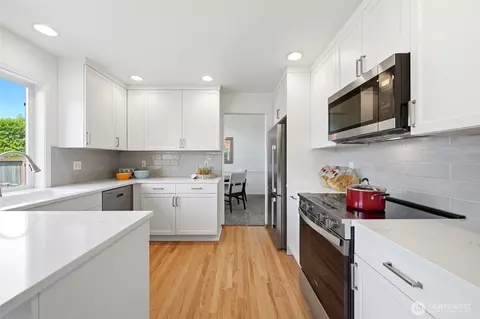 18016 27th Dr SE, Bothell, WA 98012 photo 9