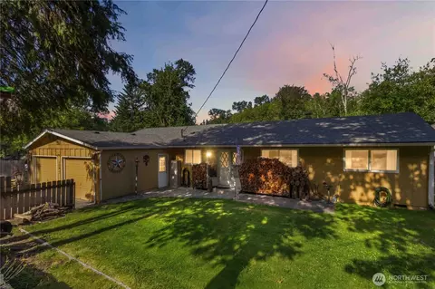 109 Alpha Dr, Longview, WA 98632 photo 2