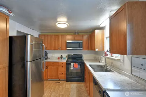 Kitchen - 3333 228th St SE #89, Bothell, WA 98021 photo 2 of 5