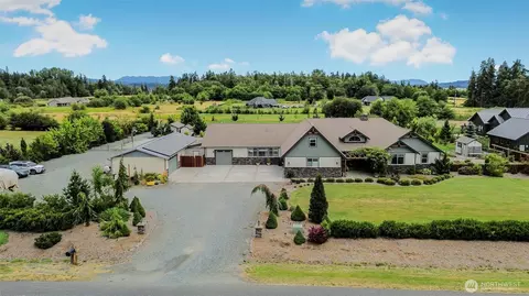 618 Ell Rd, Camano Island, WA 98282