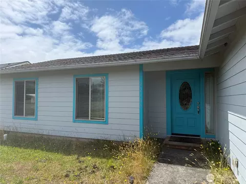 32305 I St, Ocean Park, WA 98640