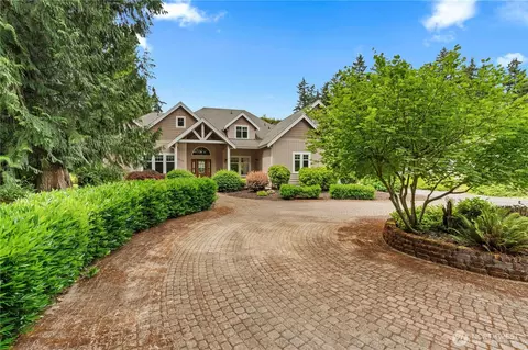 2110 43rd St SE, Puyallup, WA 98372
