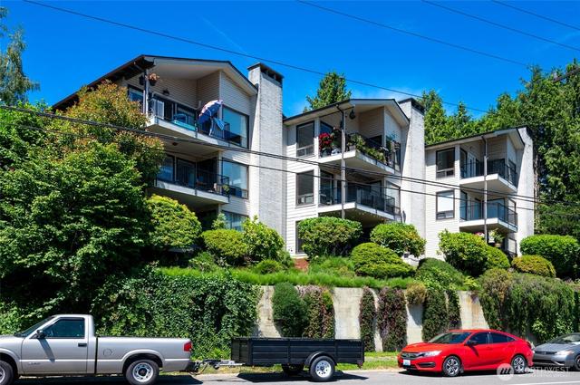 2636 22nd Ave W #303, Seattle, WA 98199