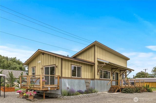 308 W 1st Ave, Kittitas, WA 98934