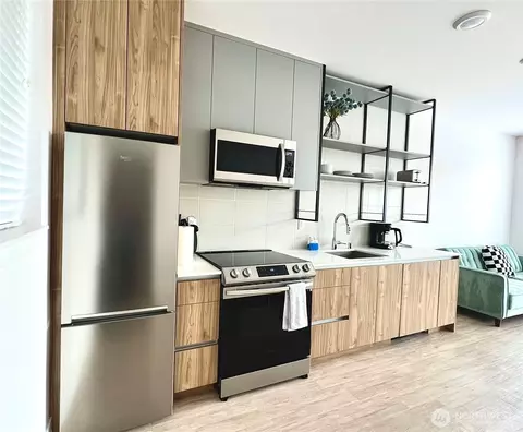 Kitchen - 440 13th Ave, Seattle, WA 98122 photo 1 of 2