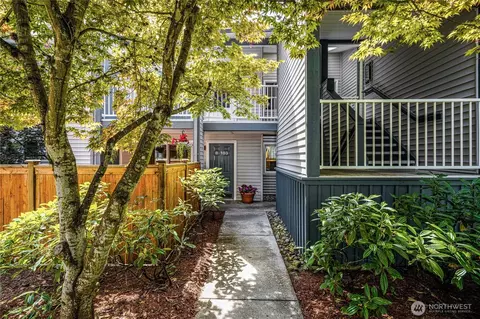 12680 NE 10th Pl #B103, Bellevue, WA 98005