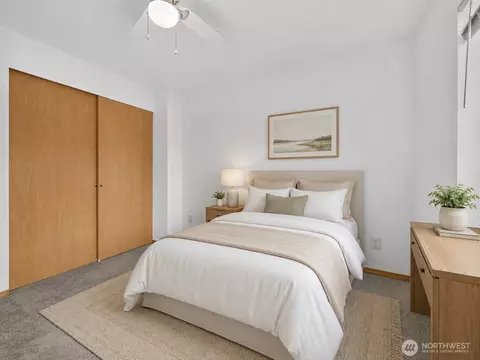 Bedroom - 3925 152nd Pl SE, Bothell, WA 98012 photo 3 of 13
