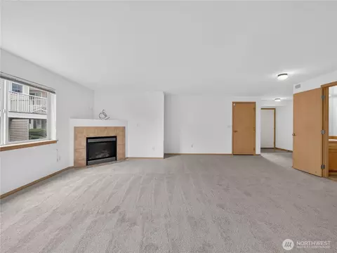 Living - 3925 152nd Pl SE, Bothell, WA 98012 photo 11 of 11