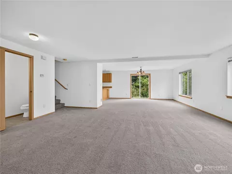 Living - 3925 152nd Pl SE, Bothell, WA 98012 photo 6 of 11