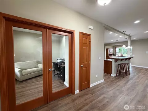 Entry Way - 117 Garrett Loop, Chehalis, WA 98532 photo 3 of 5