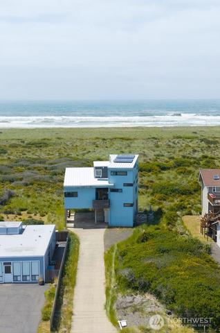 1065 Ocean Shores Blvd SW, Ocean Shores, WA 98569
