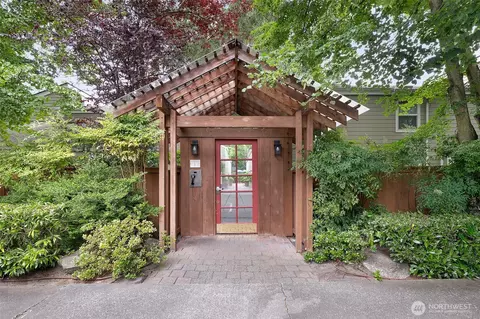 7901 196th St SW #22, Edmonds, WA 98026