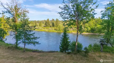 243 Middlecrest Dr, Toledo, WA 98591