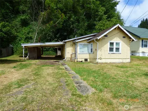 2218 W 5th St, Aberdeen, WA 98520