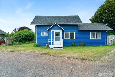 25 Whalebone Way, Aberdeen, WA 98520