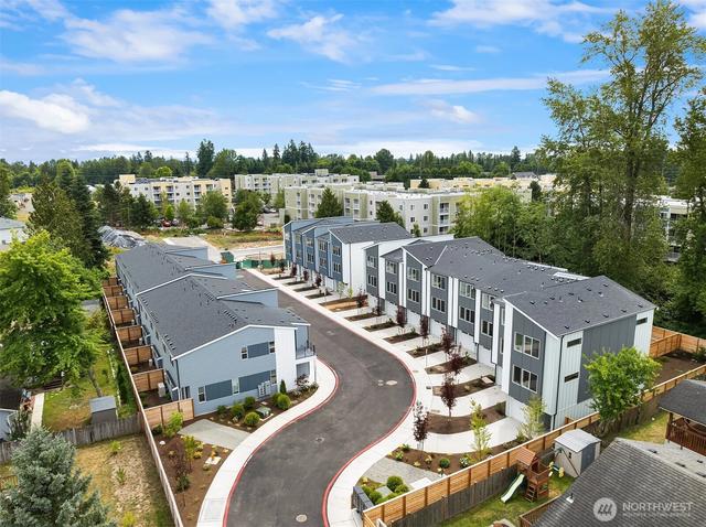 1518 Hollow Dale Pl #C, Everett, WA 98204