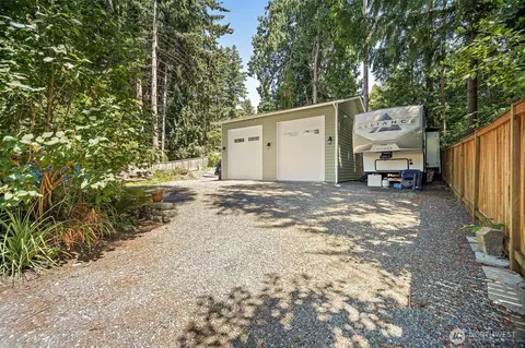 Exterior - 19810 98th Ave NE, Bothell, WA 98011 photo 8 of 9