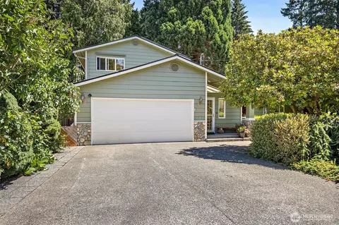 Exterior - 19810 98th Ave NE, Bothell, WA 98011 photo 1 of 9