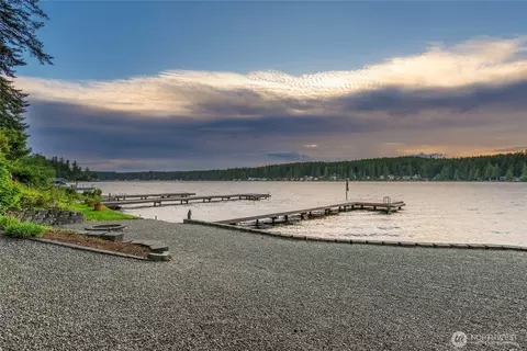 View/Area - 2351 E Mason Lake Dr E, Grapeview, WA 98546 photo 8 of 8