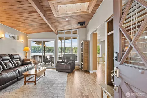 Entry Way - 2351 E Mason Lake Dr E, Grapeview, WA 98546 photo 1 of 1