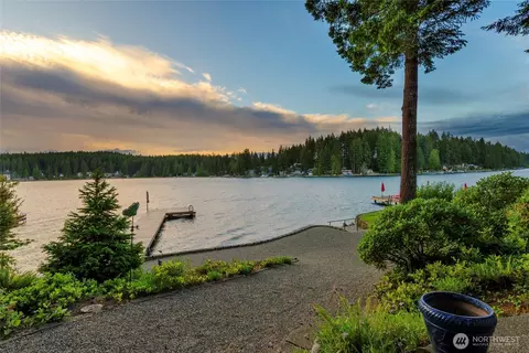 View/Area - 2351 E Mason Lake Dr E, Grapeview, WA 98546 photo 1 of 8