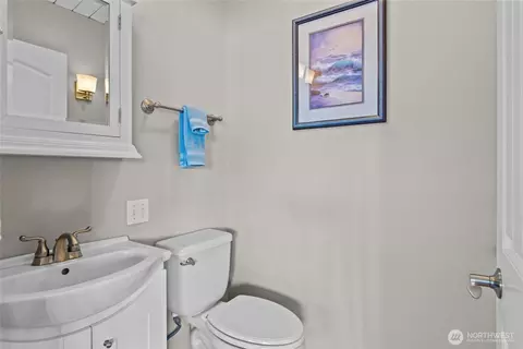 Bath - 2351 E Mason Lake Dr E, Grapeview, WA 98546 photo 2 of 3