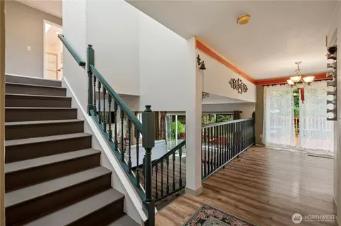 Entry Way - 8906 10th Dr SE, Everett, WA 98208 photo 1 of 2