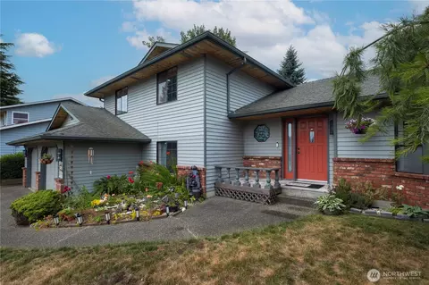 Exterior - 8906 10th Dr SE, Everett, WA 98208 photo 9 of 9