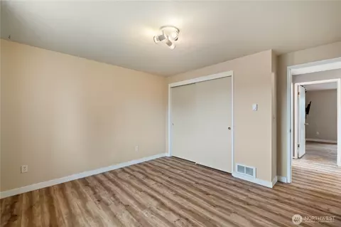 Bedroom - 8906 10th Dr SE, Everett, WA 98208 photo 4 of 4