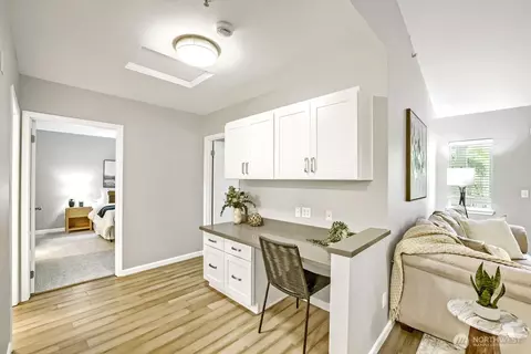 Entry Way - 15300 112th Ave NE #C306, Bothell, WA 98011 photo 3 of 3