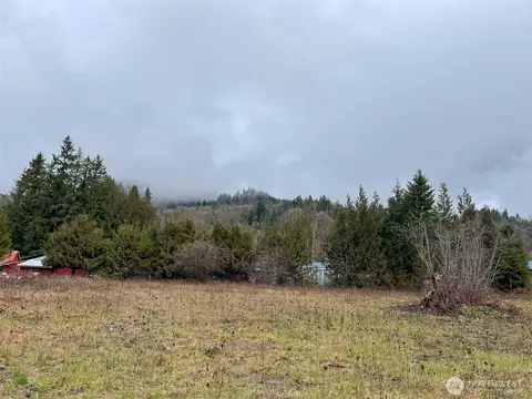 45075 Cedar St, Concrete, WA 98237