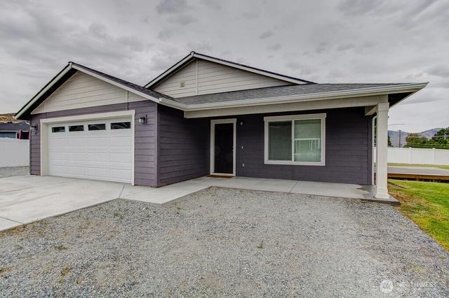 27 Jonagold Ln, Manson, WA 98831