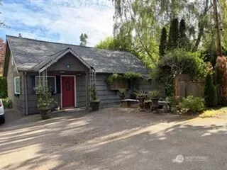 19229 88th Ave W, Edmonds, WA 98026