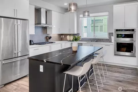 Kitchen - 8911 NE 173rd Pl #B, Bothell, WA 98011 photo 1 of 4