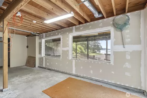 5470 E Grapeview Loop Rd, Allyn, WA 98524 photo 24