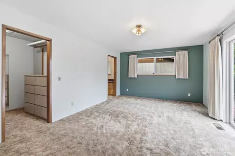 5470 E Grapeview Loop Rd, Allyn, WA 98524 photo 10