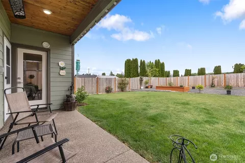 Exterior - 2110 Hawks View Ln, Winlock, WA 98596 photo 7 of 12