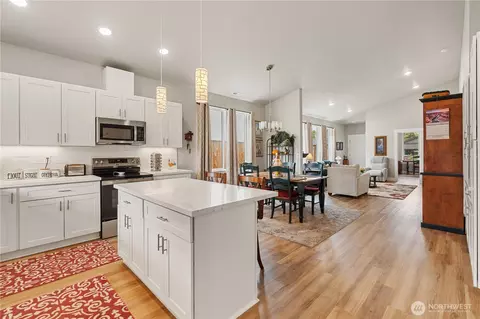 Kitchen - 2110 Hawks View Ln, Winlock, WA 98596 photo 6 of 6