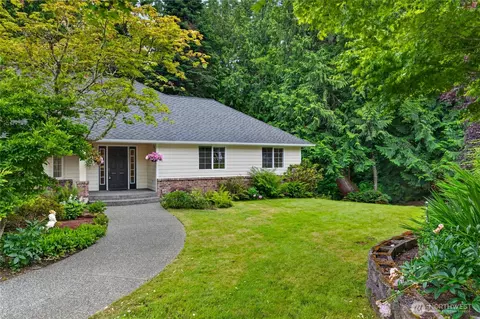 4819 Woodside Dr, Anacortes, WA 98221